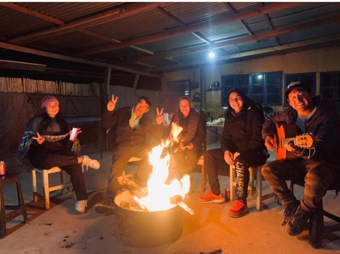 Suri Atacama - Eco H&T Guest House ซานเปโดร เด อาตากามา ภายนอก รูปภาพ
