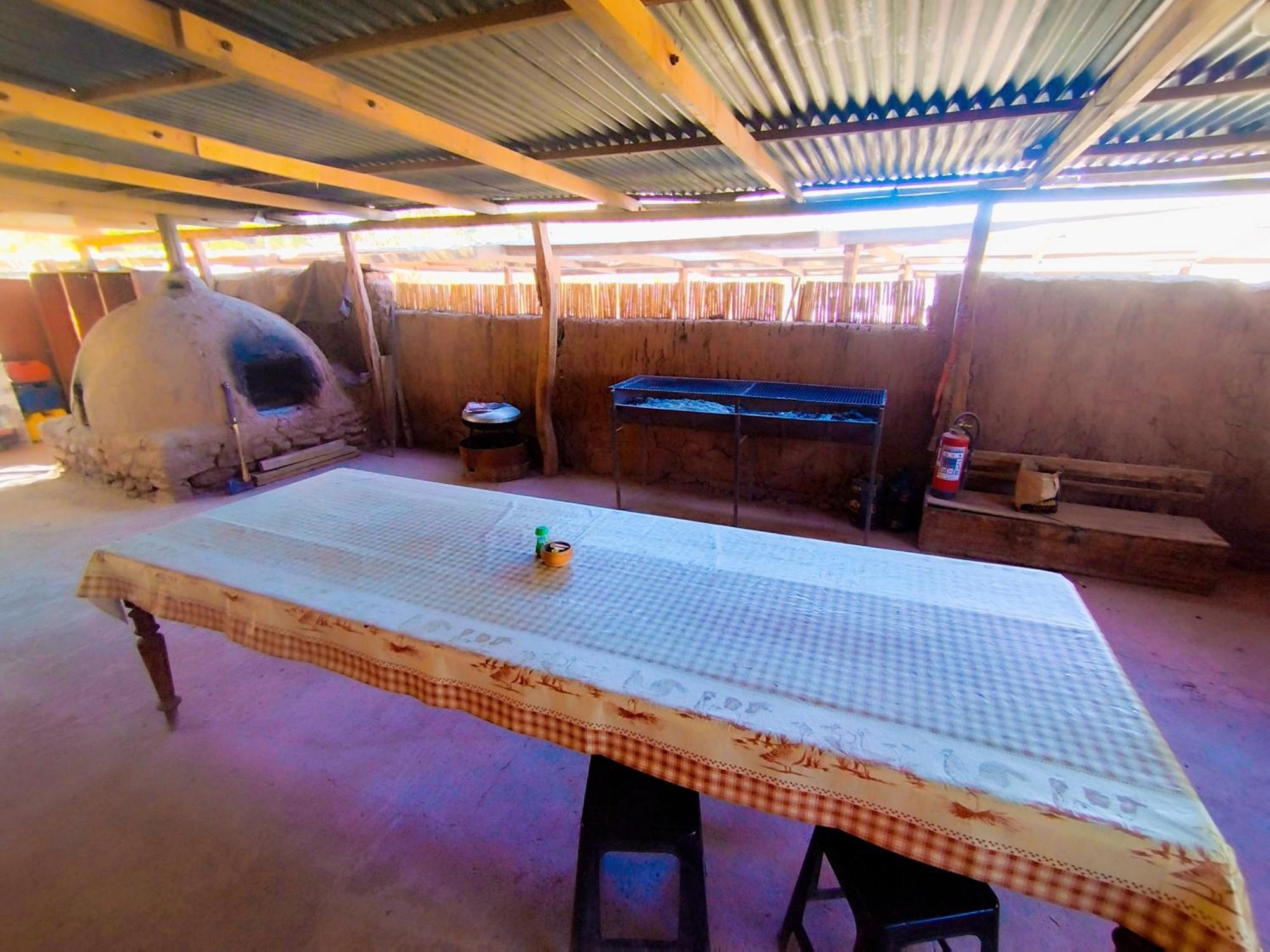 Suri Atacama - Eco H&T Guest House ซานเปโดร เด อาตากามา ภายนอก รูปภาพ